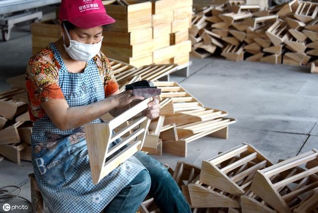 空氣中甲醛含量多少才會(huì)導(dǎo)致白血?。咳绾谓档托卵b家中甲醛的危害